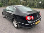 Volkswagen Passat 2.0 TDI SE Euro 4 4dr - Image 10