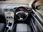 Ford Focus 1.6 Zetec 5dr - Image 10