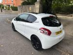 Peugeot 208 1.6 e-HDi Feline EGC Euro 5 (s/s) 3dr - Image 6