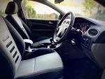 Ford Focus 1.6 Zetec 5dr - Image 5