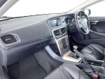 Volvo V40 Cross Country 2.0 T3 Pro Euro 6 (s/s) 5dr - Image 2