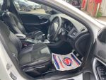Volvo V40 2.0 D2 R-Design Euro 6 (s/s) 5dr - Image 2
