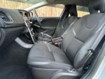 Volvo V40 2.0 T2 GPF Momentum Nav Plus Euro 6 (s/s) 5dr - Image 4