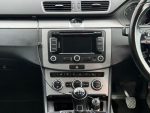 Volkswagen Passat 1.8 TSI Highline Euro 5 4dr - Image 2