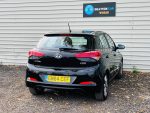 Hyundai i20 1.2 Blue Drive SE Euro 6 (s/s) 5dr - Image 2