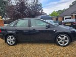 Ford Focus 2.0 Ghia 4dr - Image 5