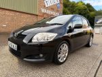 Toyota Auris 1.6 VVT-i SR 5dr - Image 5